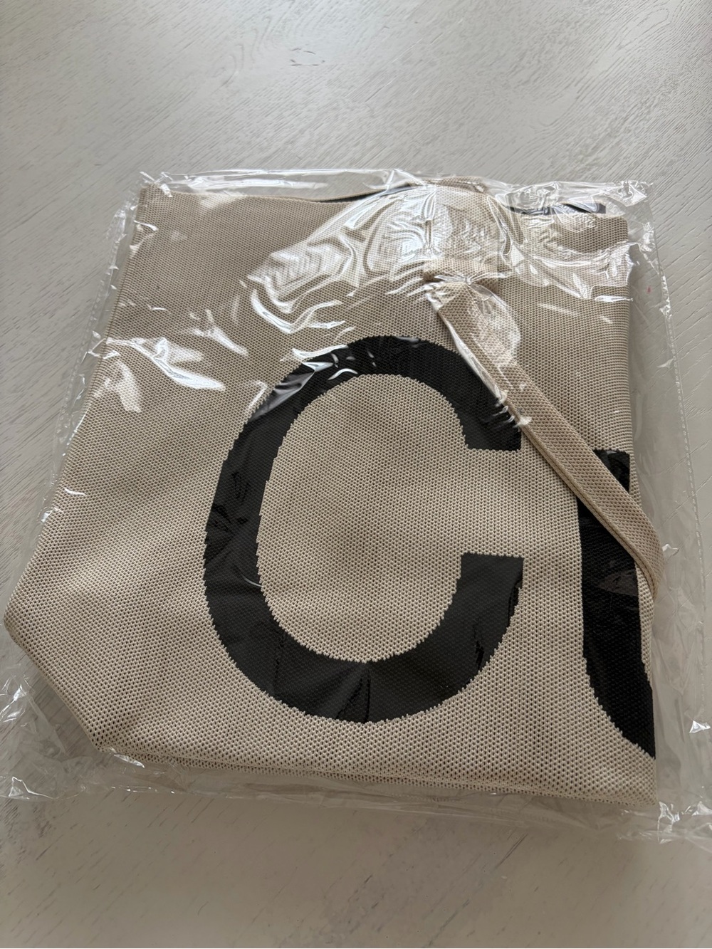 Sean Brown Curves Knit Tote Bag in Almond with Black Lettering - Picture 3 of 6